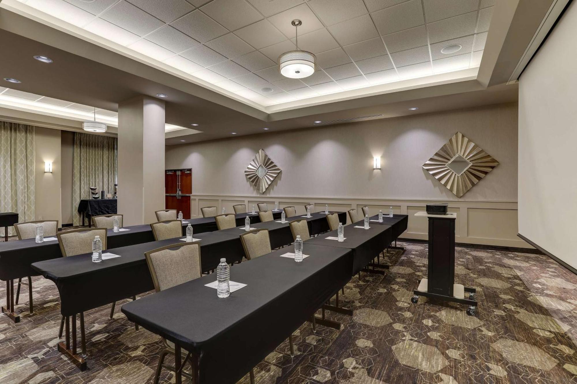 Drury Inn & Suites Cincinnati Northeast Мейсон Екстер'єр фото